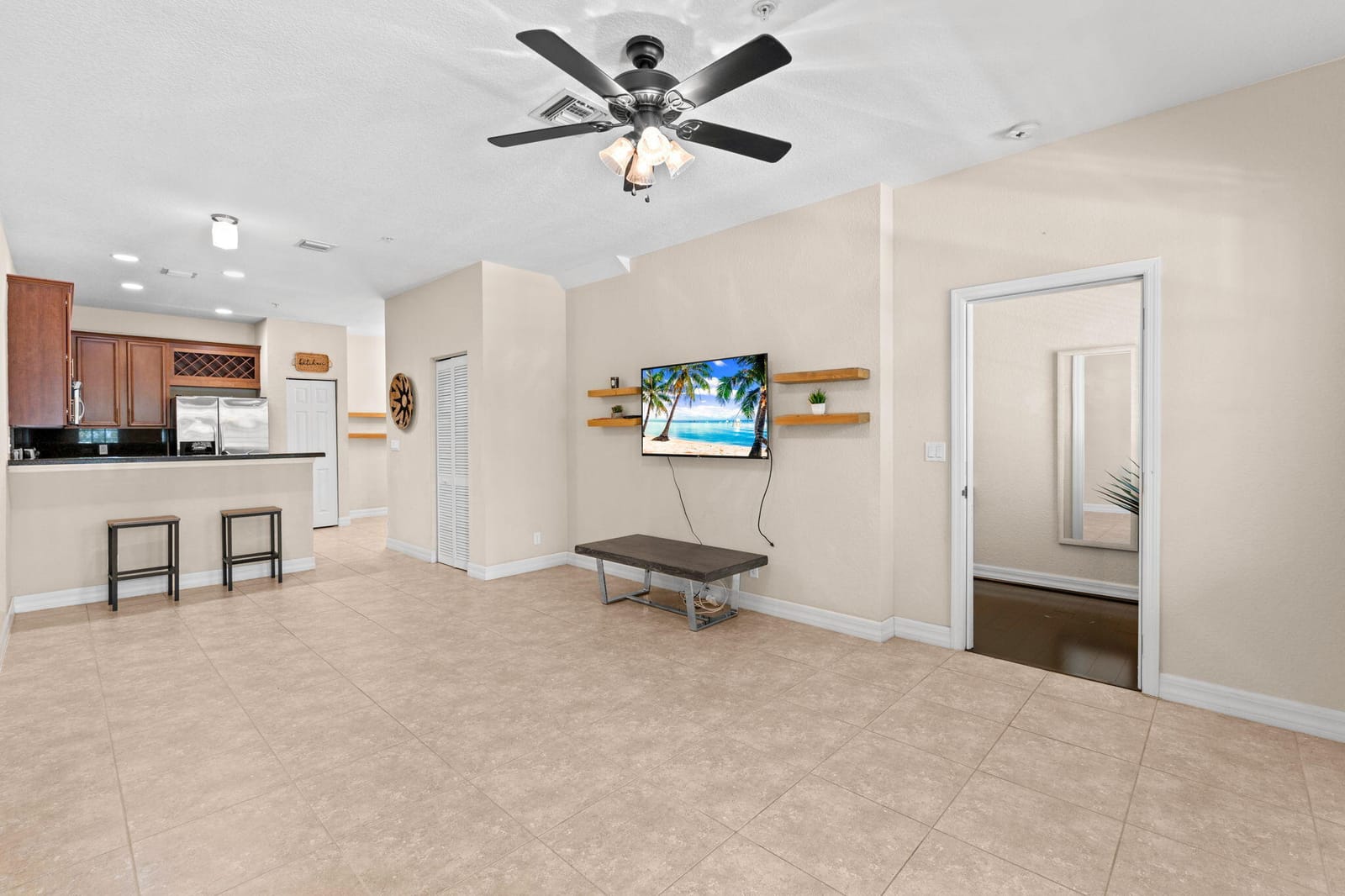 122 W Royal Palm Circle 102, Jupiter, FL 33458 photo 15