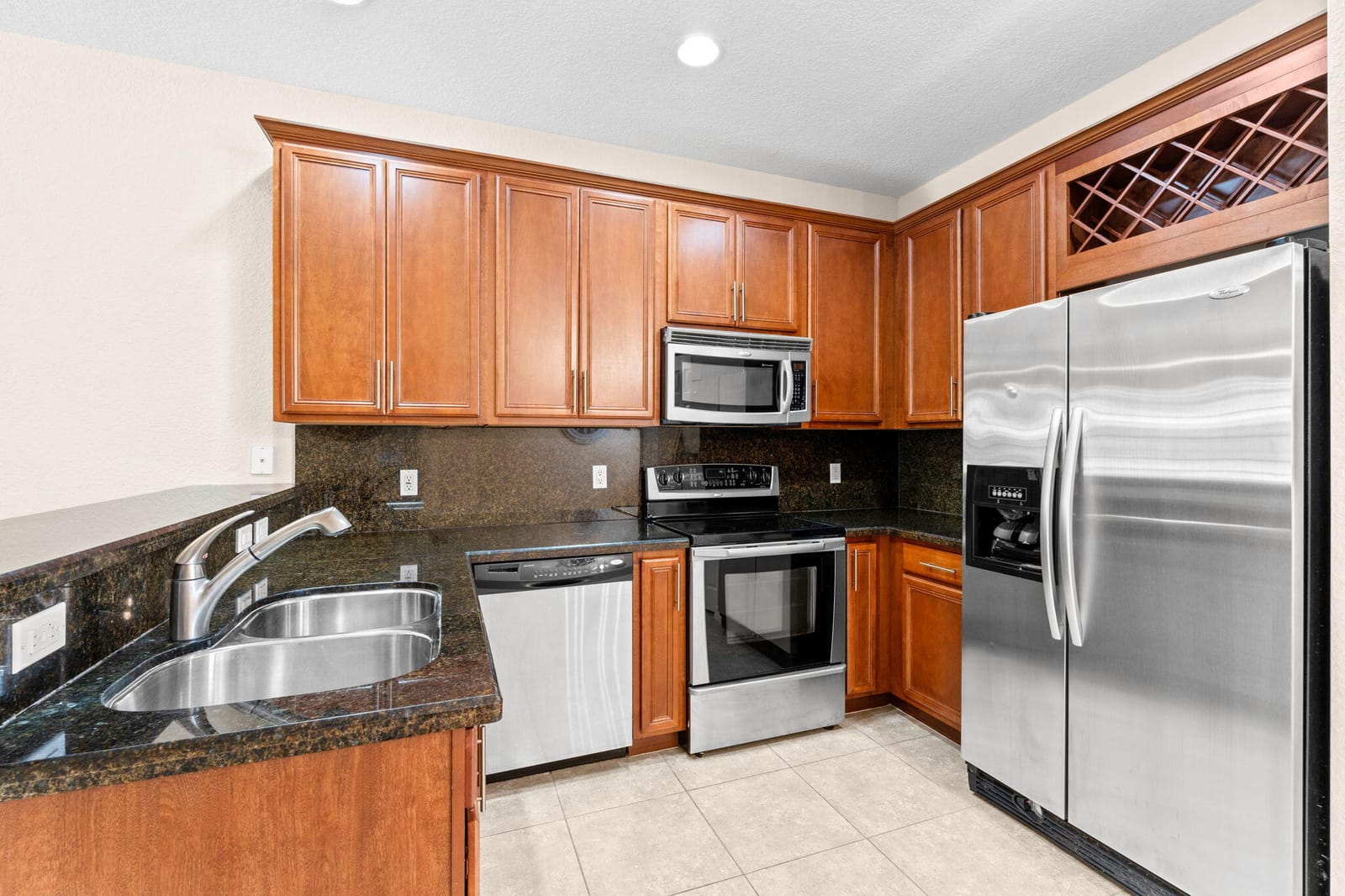 122 W Royal Palm Circle 102, Jupiter, FL 33458 photo 27