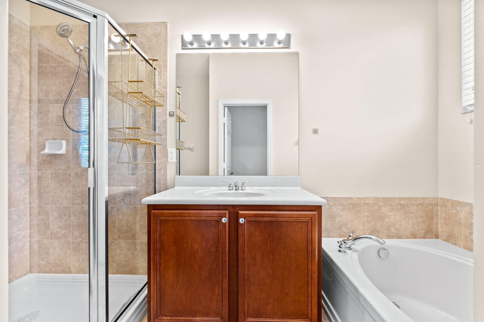 122 W Royal Palm Circle 102, Jupiter, FL 33458 photo 30