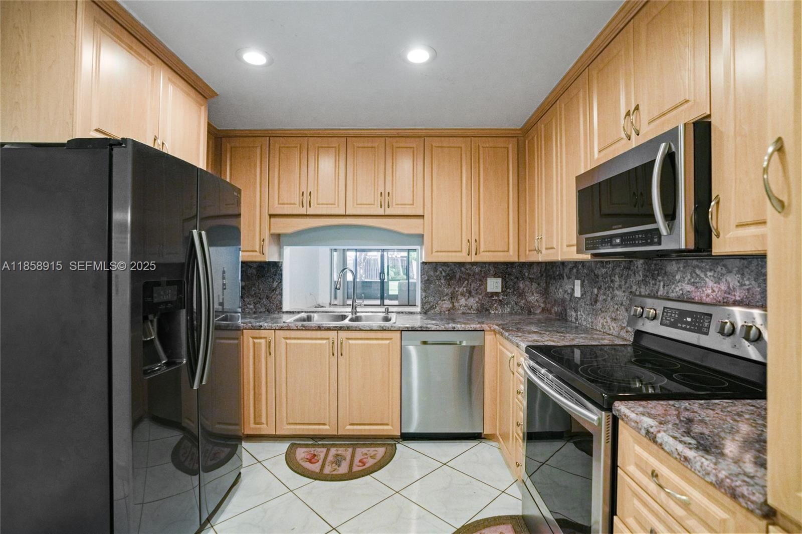 347 Fairway Circle 62 — photo 3