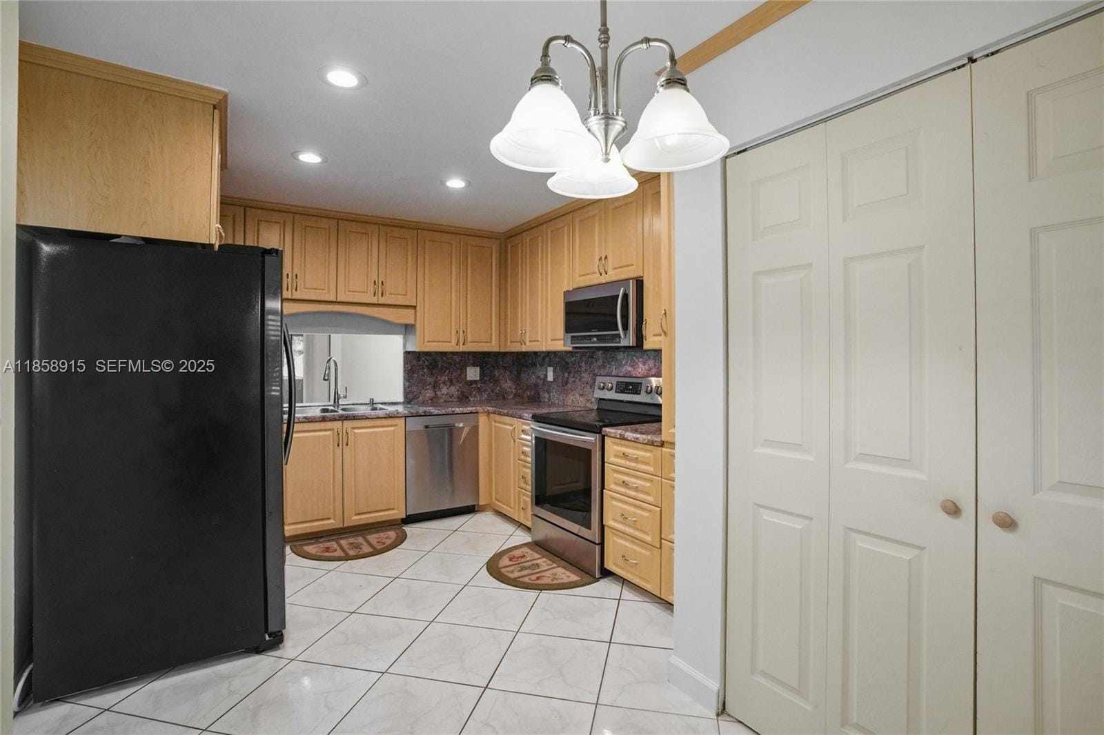 347 Fairway Circle 62 — photo 10