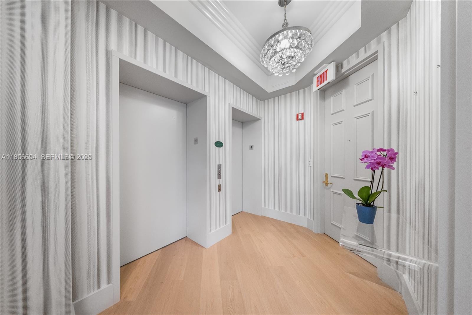 626 Coral Way 402 — photo 2