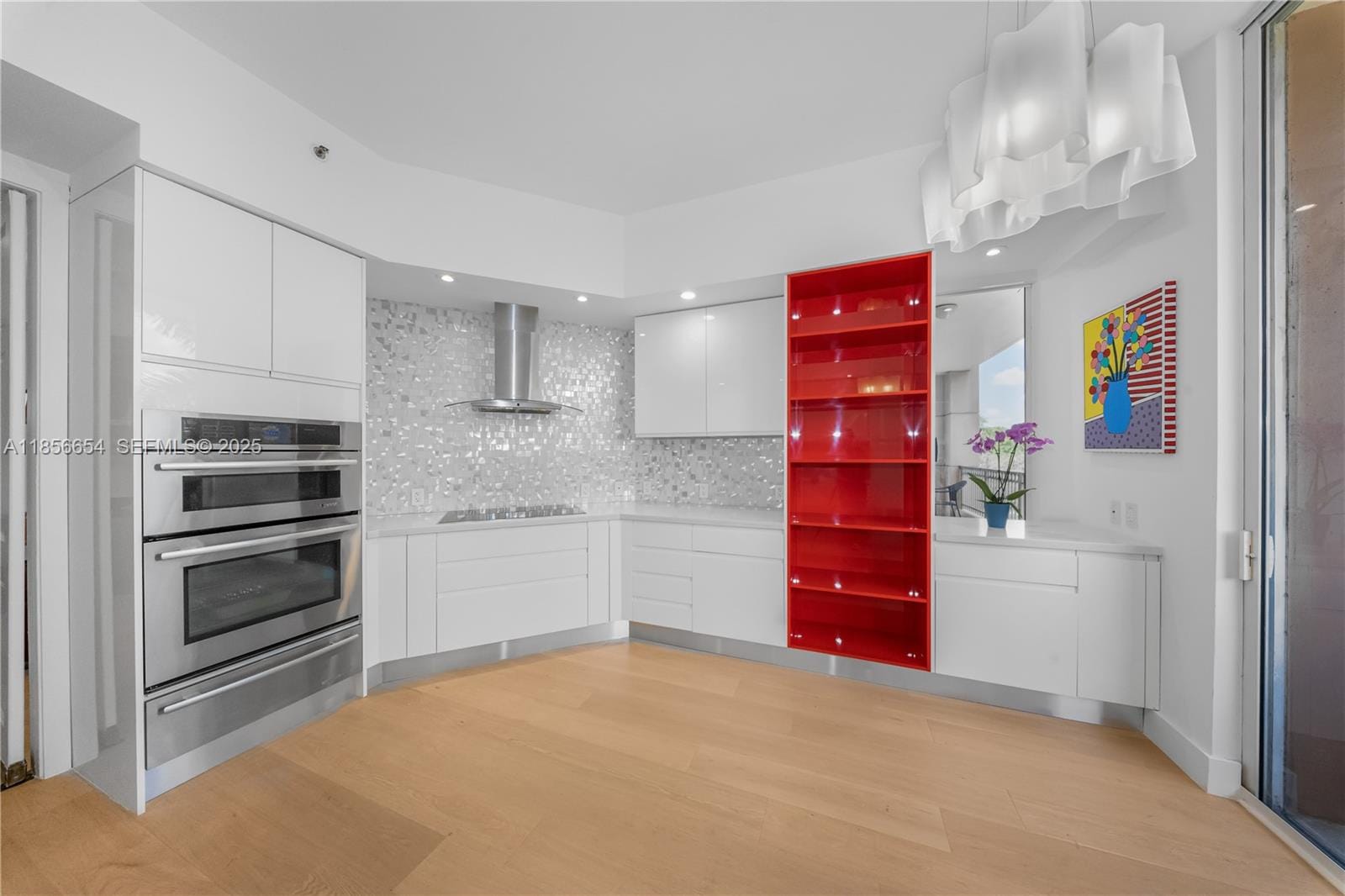 626 Coral Way 402 — photo 8
