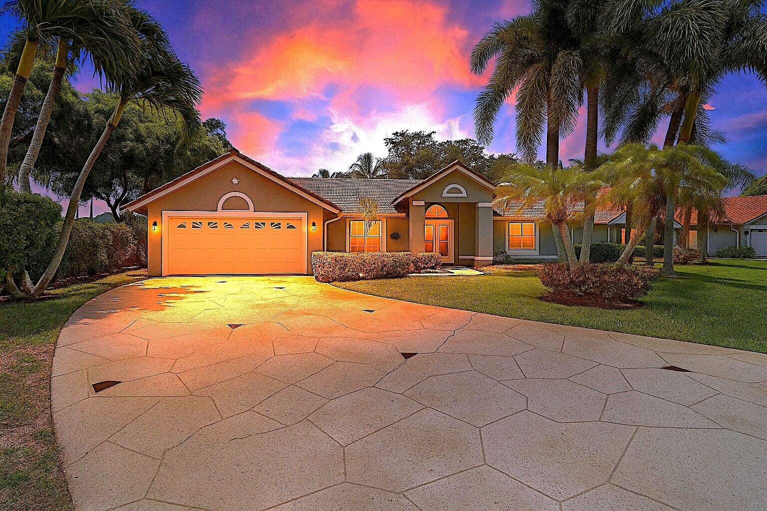 6073 Wedgewood Village Circle, Lake Worth, FL 33463