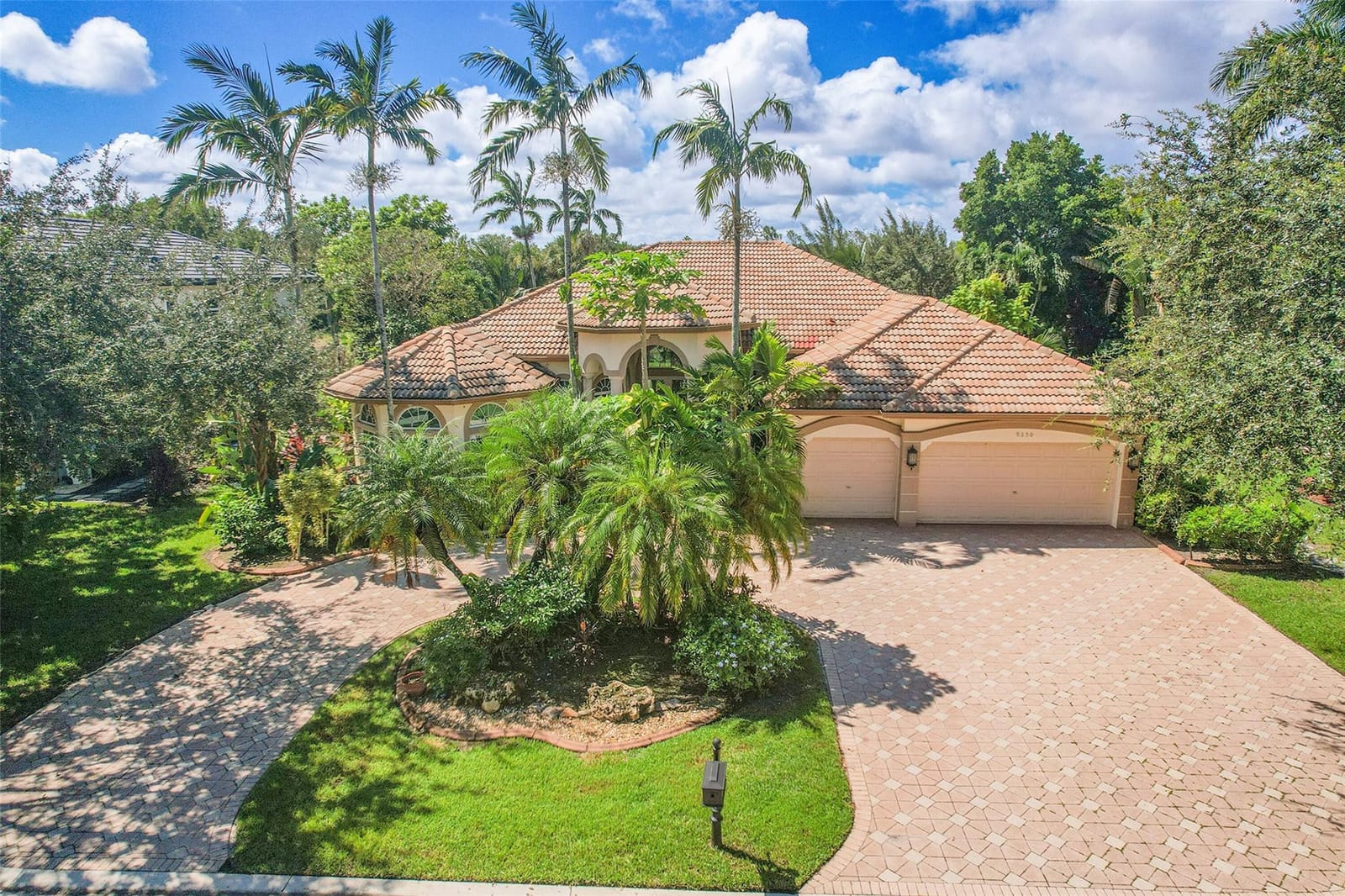 9350 NW 62nd Court — photo 4