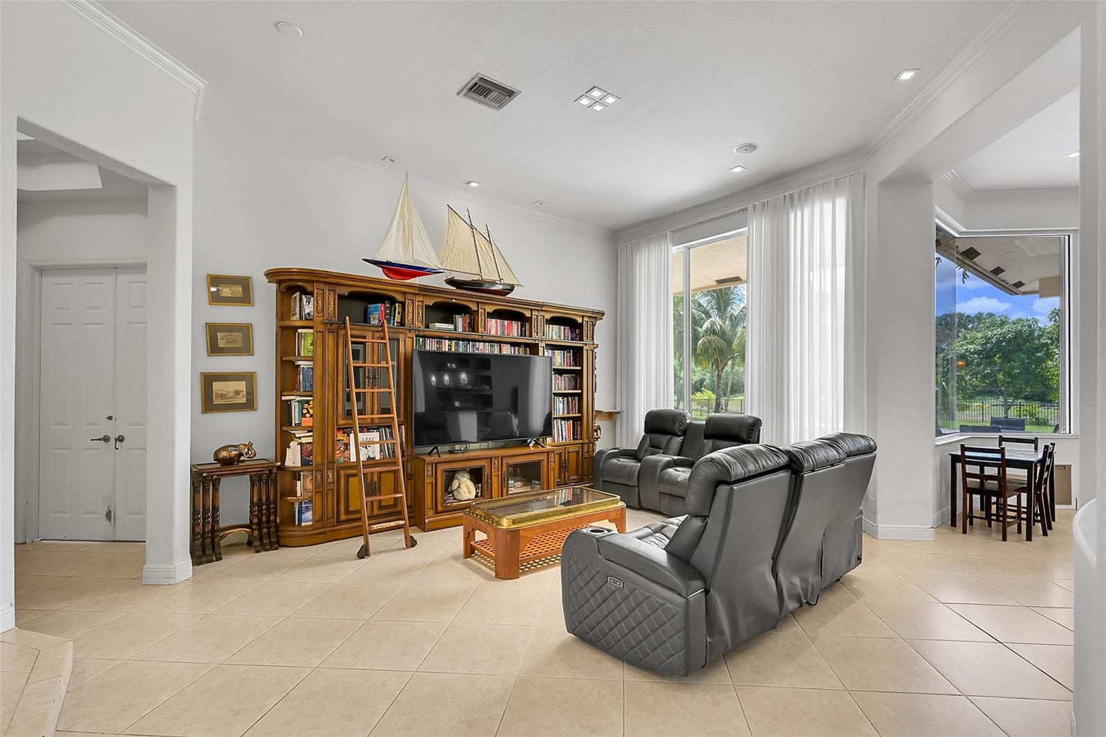 9350 NW 62nd Court — photo 9