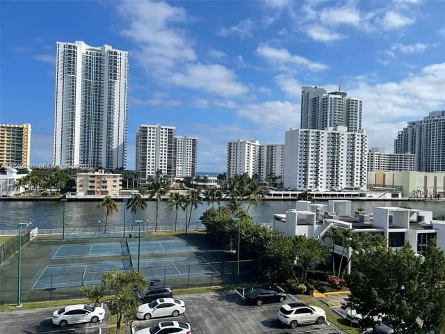 1000 Parkview Drive 226, Hallandale Beach, FL 33009