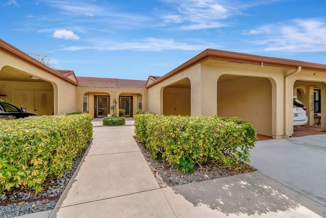 5920 Forest Grove Drive 3, Boynton Beach, FL 33437