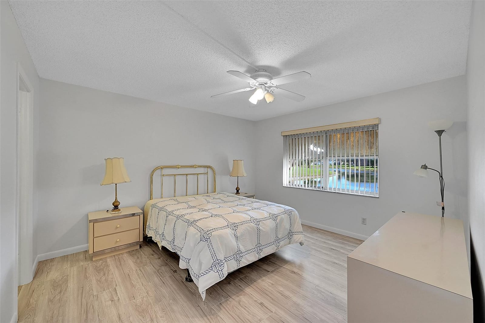 9480 Sunrise Lakes Boulevard 111 — photo 6