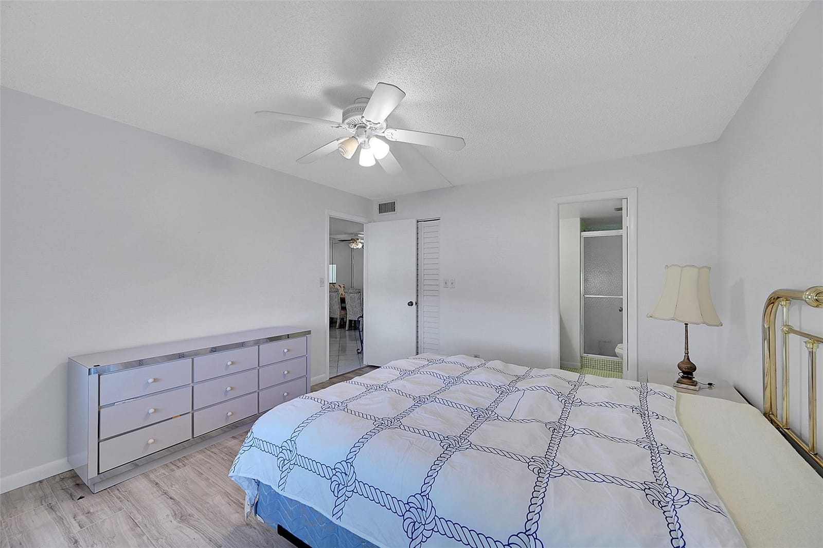 9480 Sunrise Lakes Boulevard 111 — photo 8