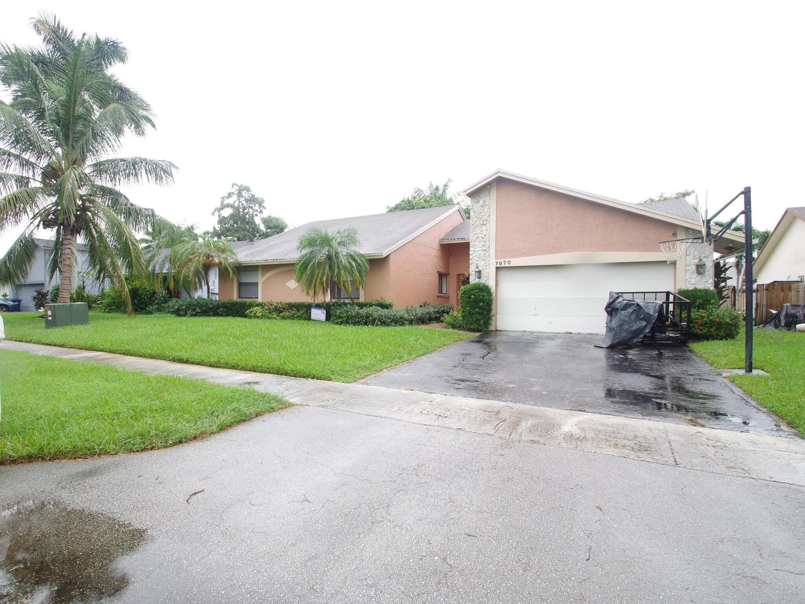 7870 NW 54th Street — photo 3