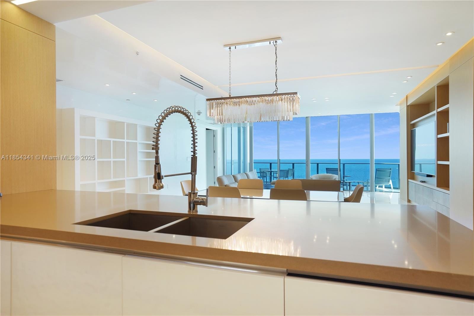 17475 Collins Avenue 601, Sunny Isles Beach, FL 33160 photo 9