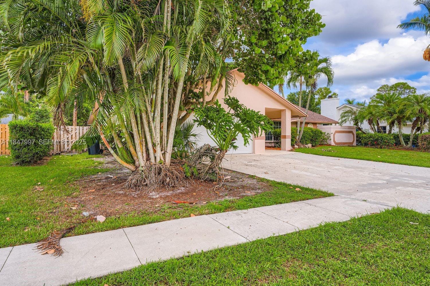 836 Blueberry Drive, Wellington, FL 33414