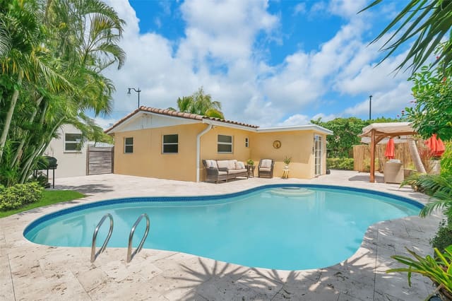 3170 NE 3rd Avenue, sold in Pompano Highlands, Pompano Beach, FL