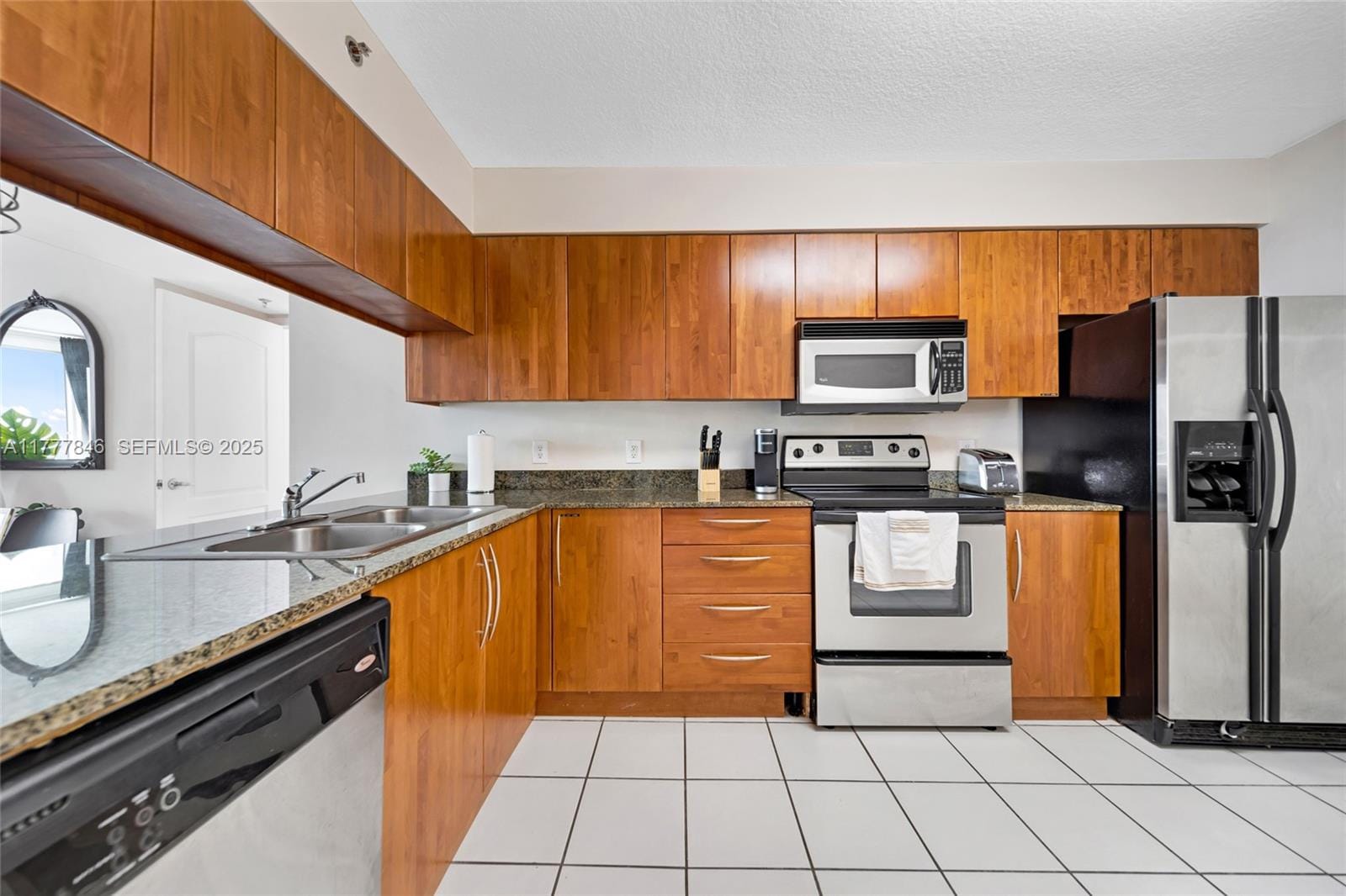 1200 Brickell Bay Drive 2515, Miami, FL 33131 photo 17