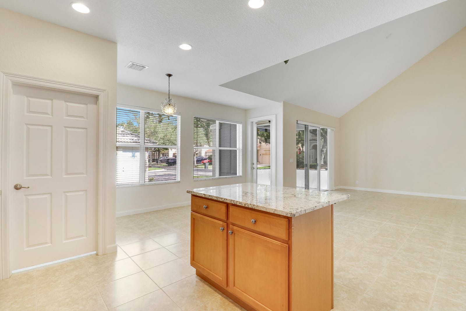 8217 Calterra Drive, Palm Beach Gardens, FL 33418 photo 25