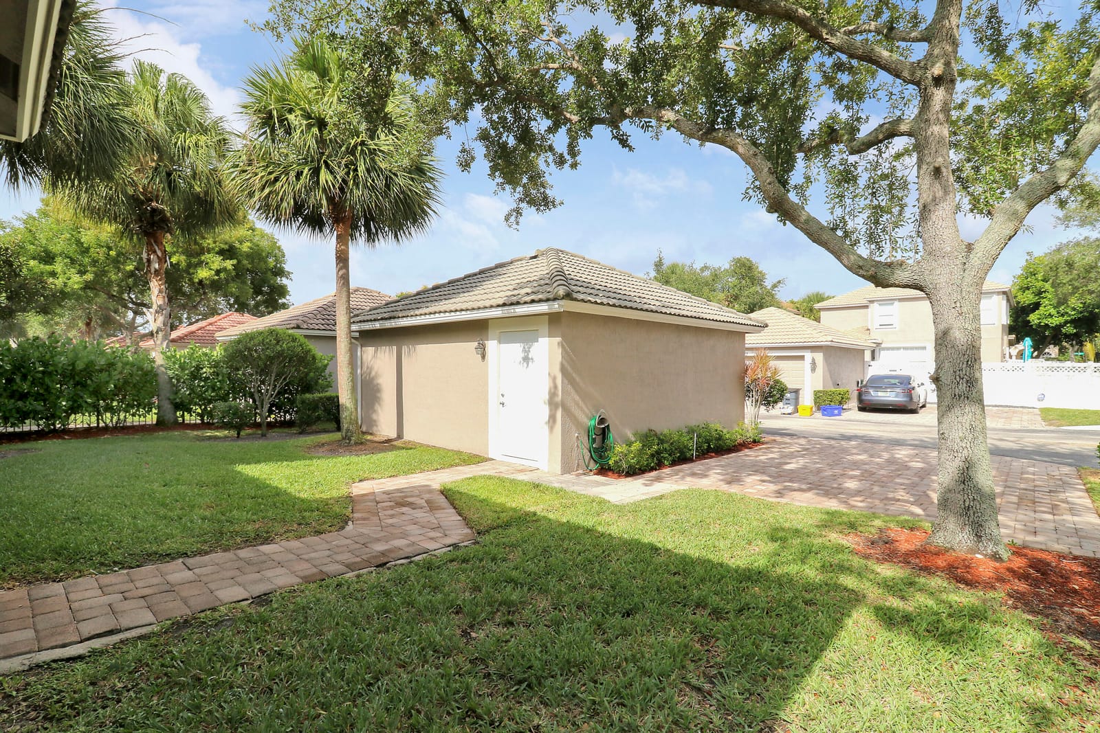 8217 Calterra Drive, Palm Beach Gardens, FL 33418 photo 4