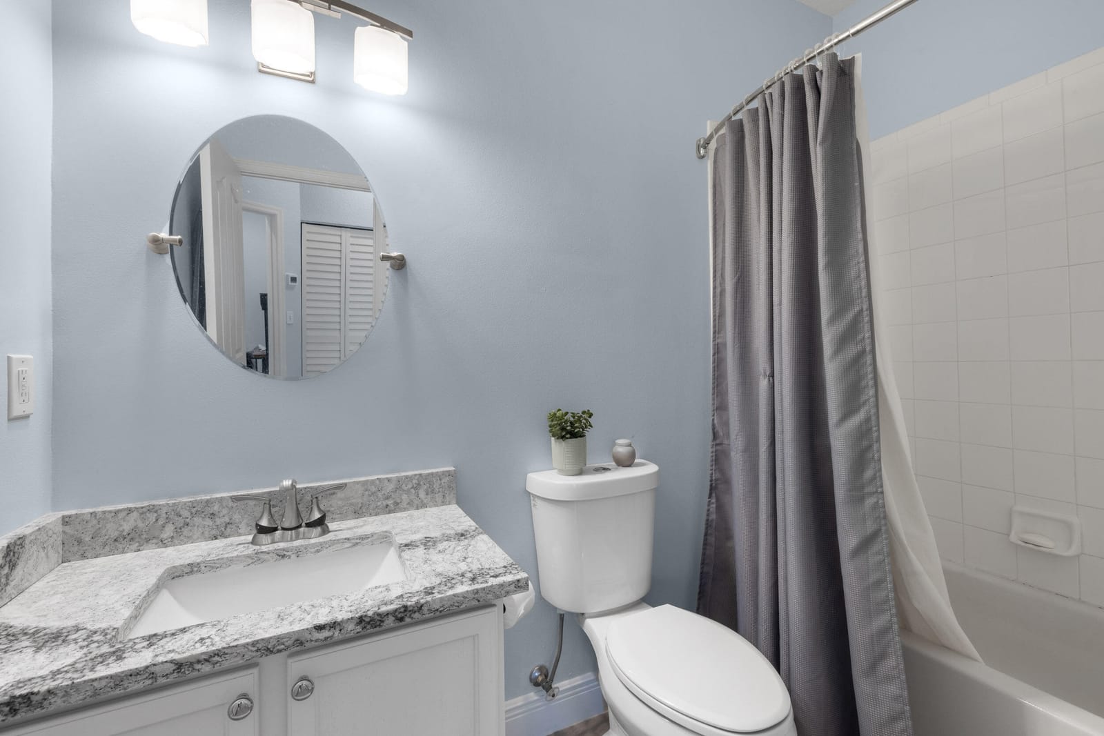 152 Village Boulevard J, Tequesta, FL 33469 photo 16