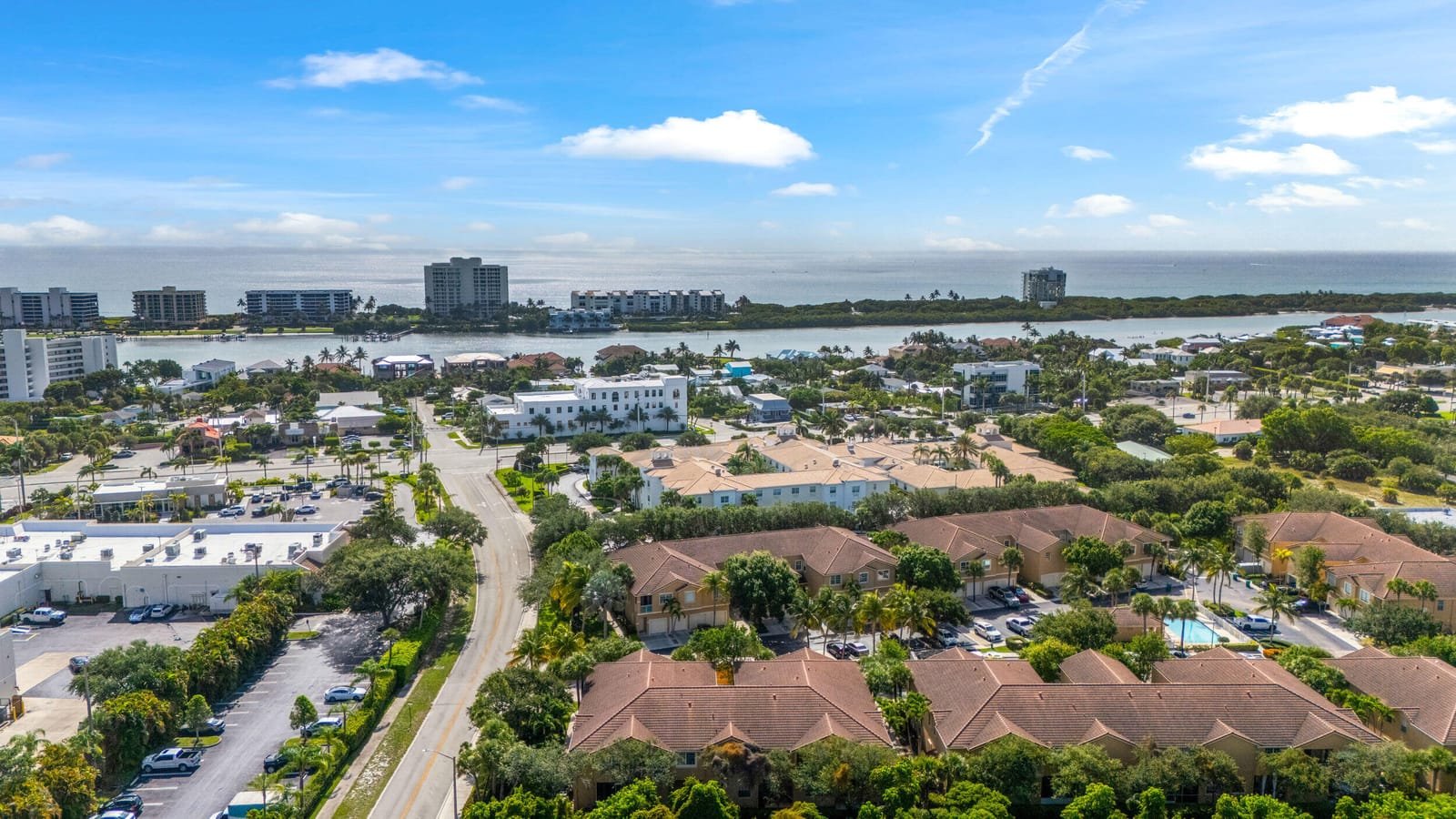 152 Village Boulevard J, Tequesta, FL 33469 photo 23