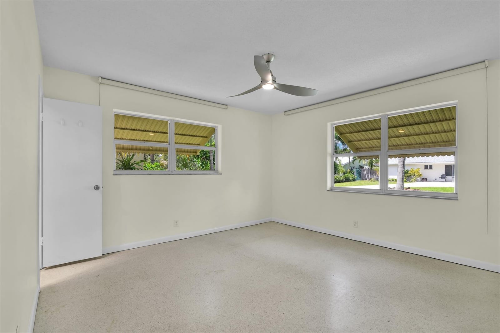 28 SE 8th Avenue, Deerfield Beach, FL 33441 photo 23