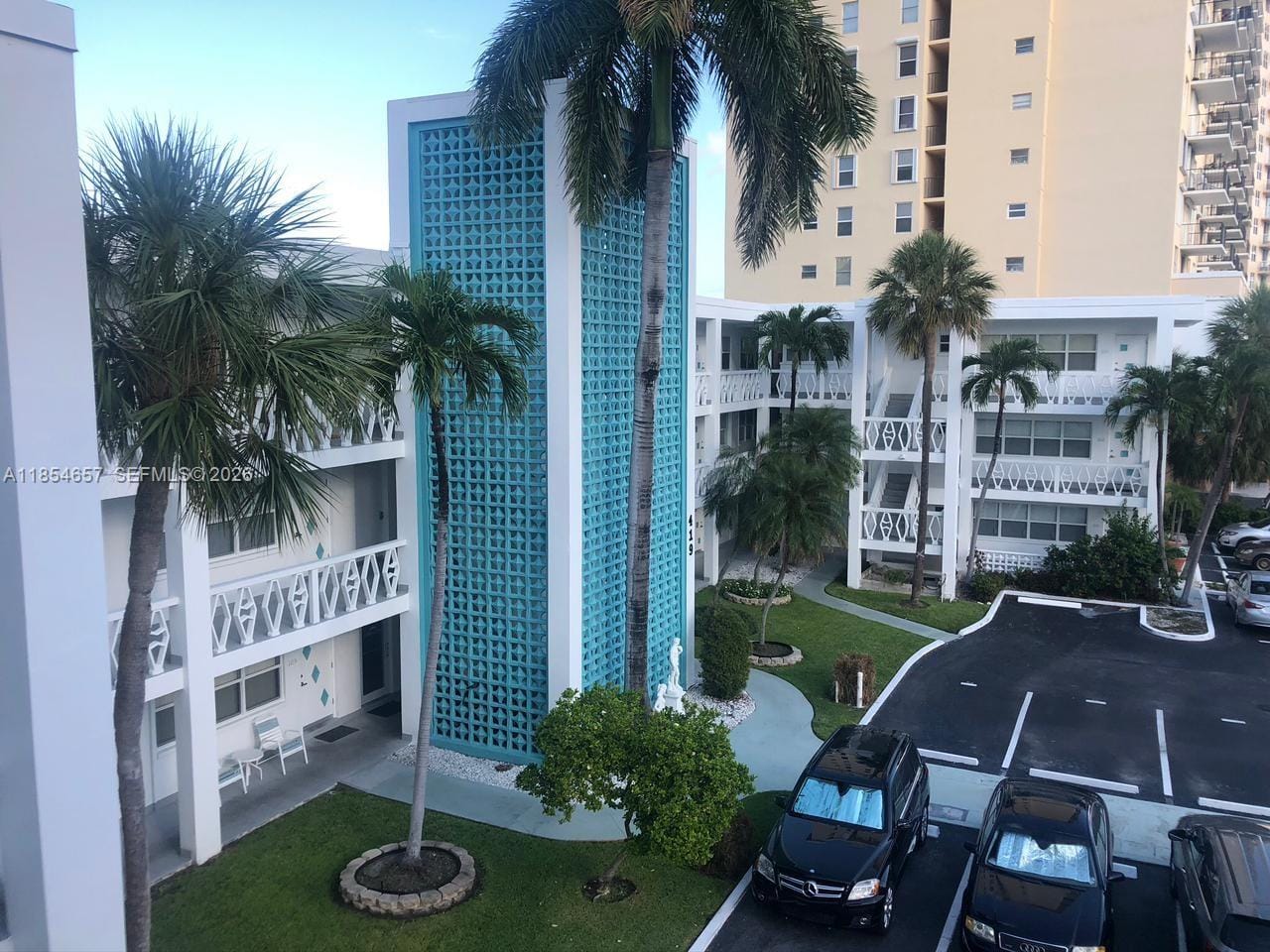 419 Golden Isles Drive 305, Hallandale Beach, FL 33009 photo 15