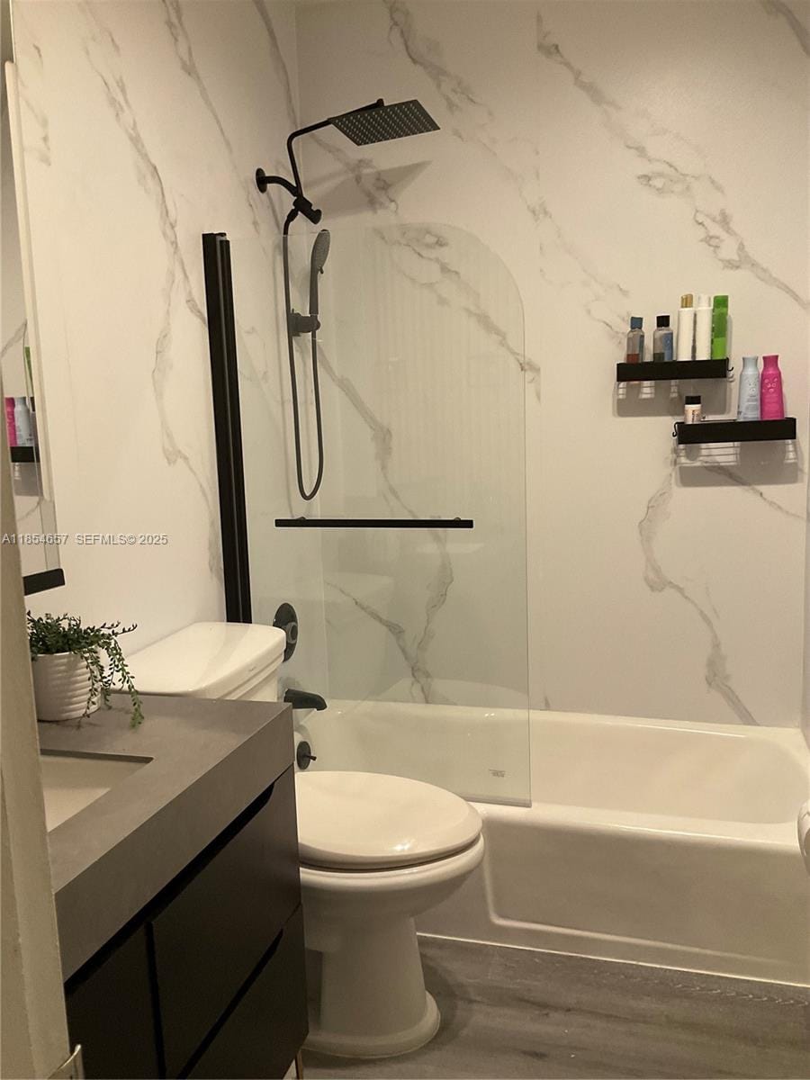 419 Golden Isles Drive 305 — photo 5