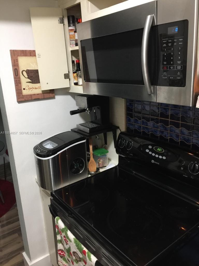 419 Golden Isles Drive 305 — photo 10