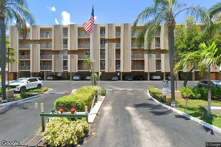 1777 SE 15th Street 206, Fort Lauderdale, FL 33316 photo 3