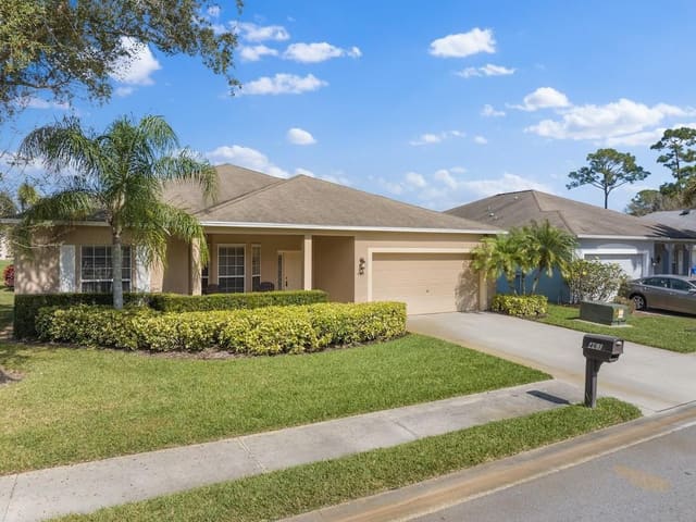 4616 Paladin Circle, sold in Hidden Lake, Boca Raton, FL