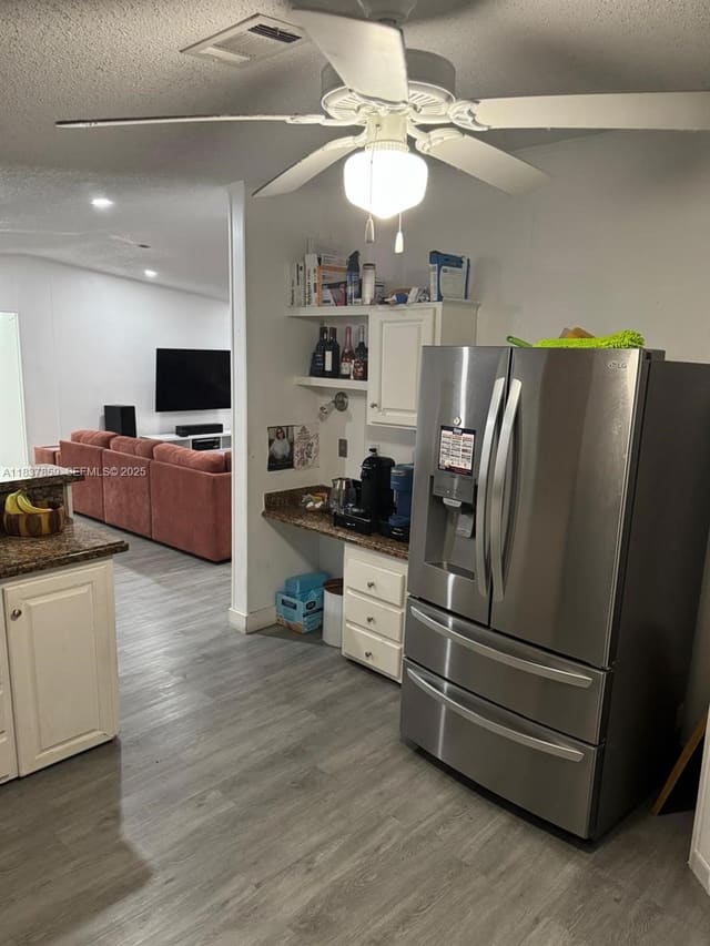 19800 SW 180 Lot 458, Miami, FL 33187