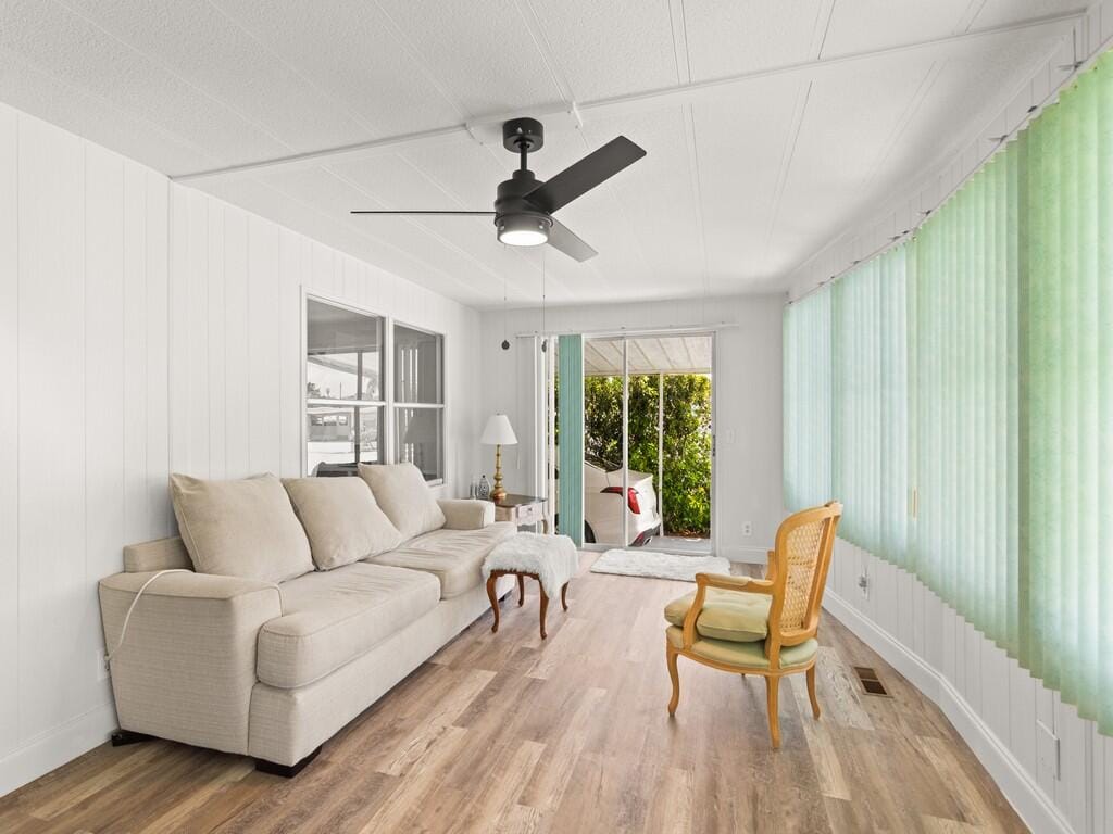 125 La Vaughn Circle, Jensen Beach, FL 34957 photo 21