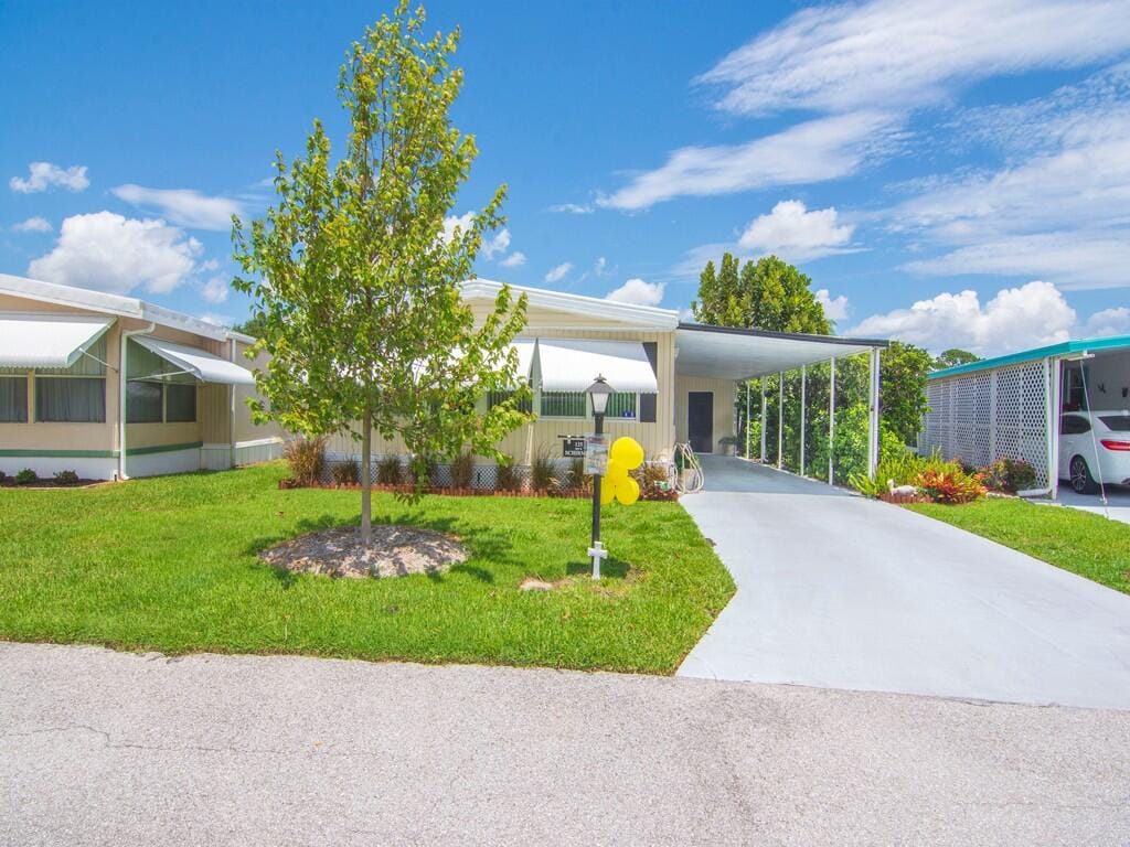 125 La Vaughn Circle, Jensen Beach, FL 34957 photo 4
