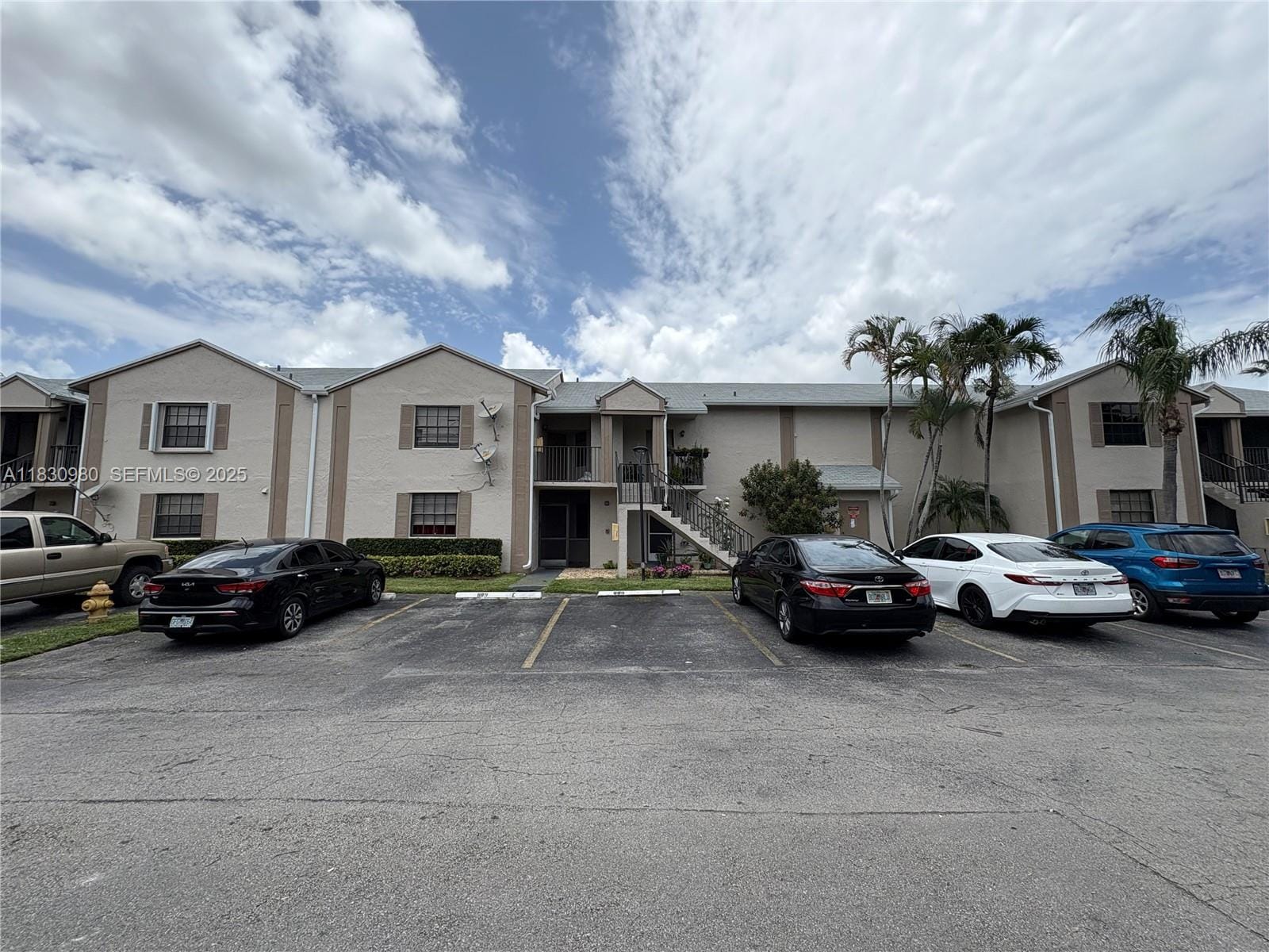 889 Hamilton Drive 889H, Homestead, FL 33034 photo 2
