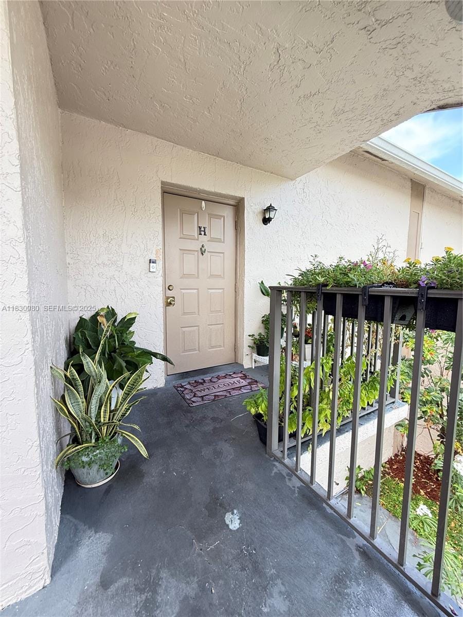 889 Hamilton Drive 889H, Homestead, FL 33034 photo 3