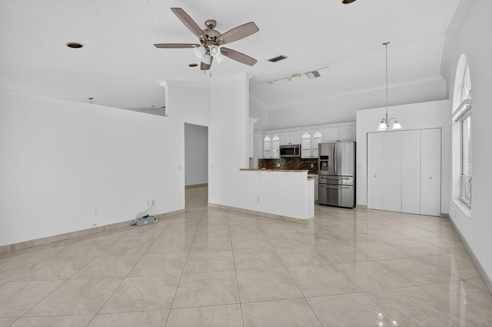10628 Plainview Circle — photo 11