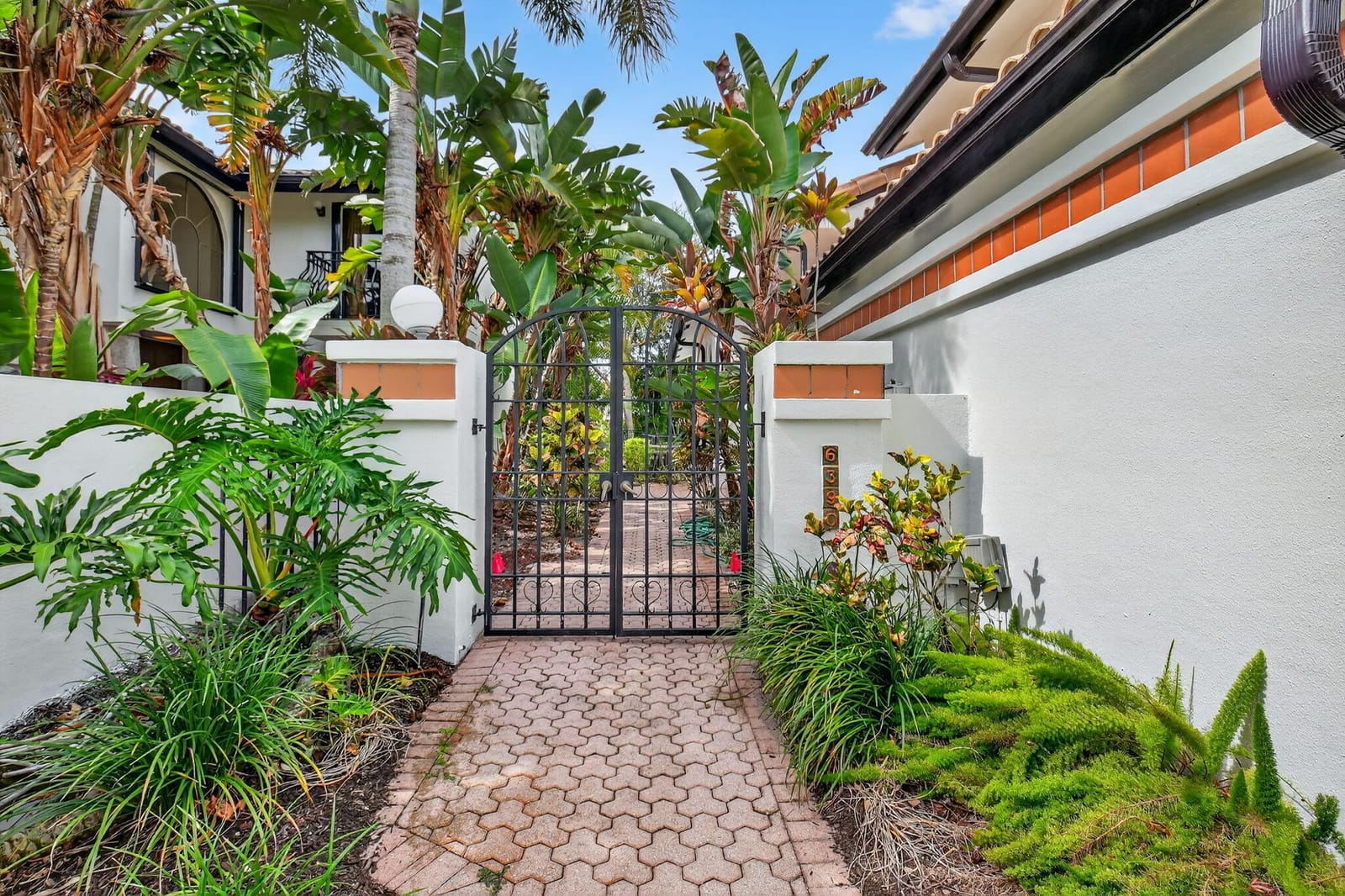 6390 Via Rosa, Boca Raton, FL 33433 photo 2