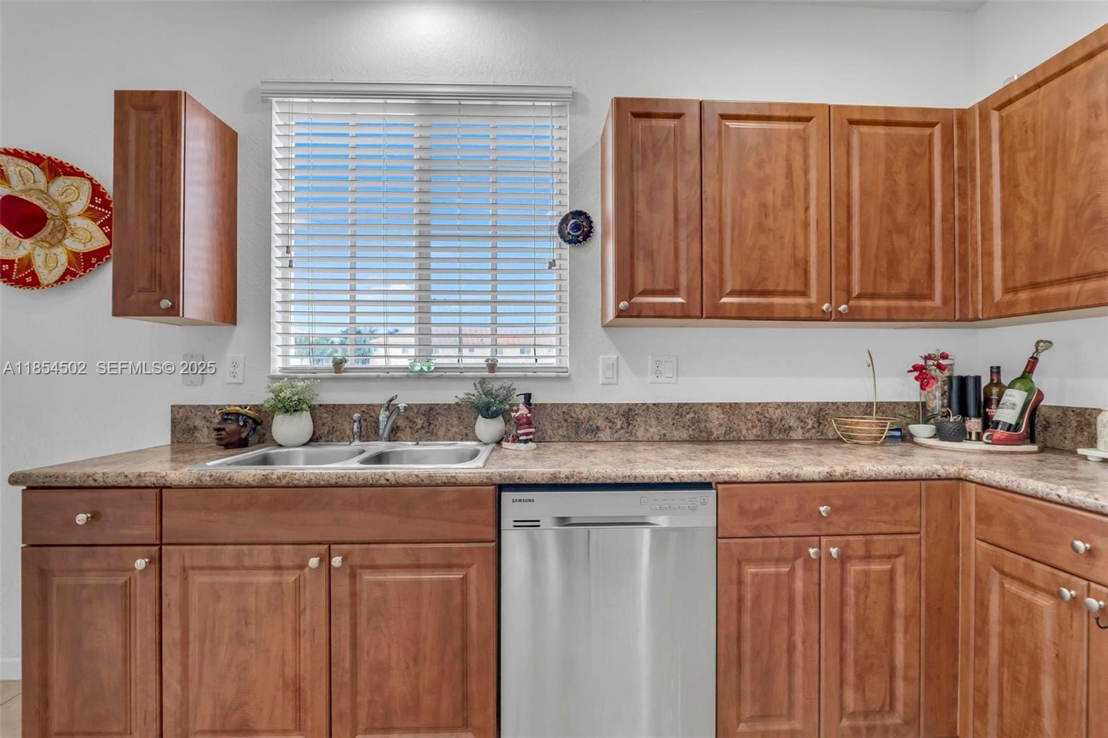 3257 NW 31st Terrace, Oakland Park, FL 33309 photo 5