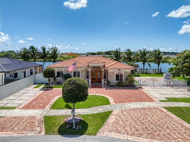 29363 SW 142nd Avenue, sold in Salma Lake, Homestead, FL