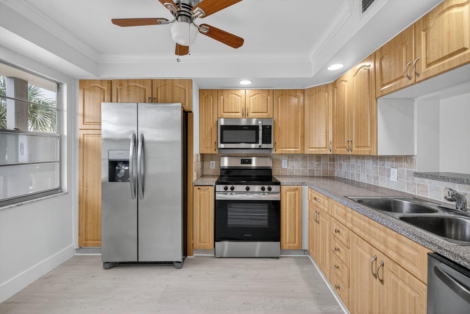 2902 Victoria Circle G3 — photo 2