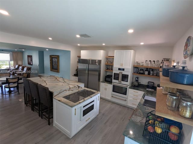 524 NE 27th Drive, sold in Tropical Manors, Wilton Manors, FL