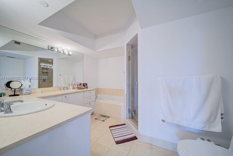 19900 E Country Club Drive 308, Aventura, FL 33180 photo 21