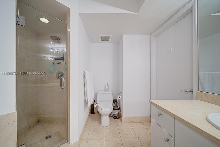 19900 E Country Club Drive 308, Aventura, FL 33180 photo 23