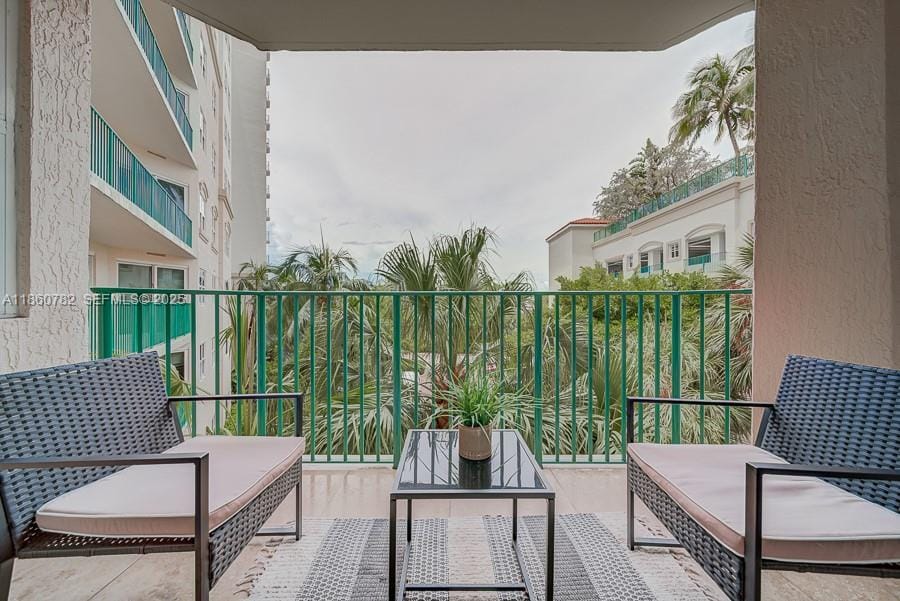 19900 E Country Club Drive 308, Aventura, FL 33180 photo 30