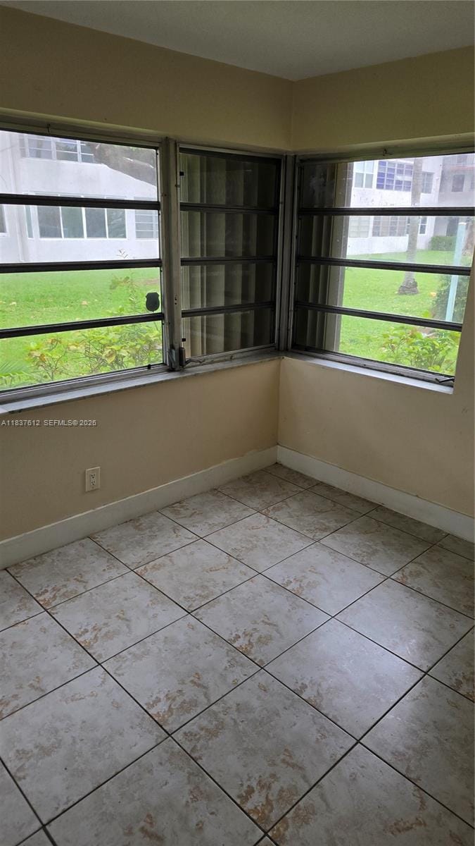 1450 NE 191st Street 106 — photo 12