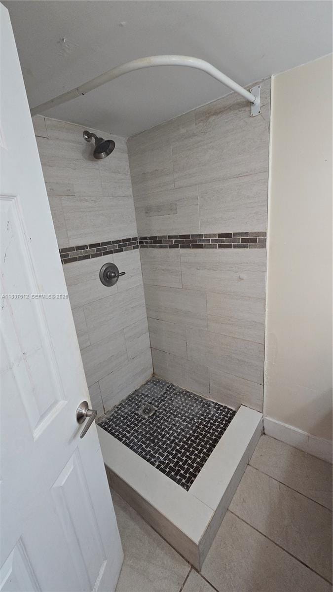 1450 NE 191st Street 106, Miami, FL 33179 photo 17
