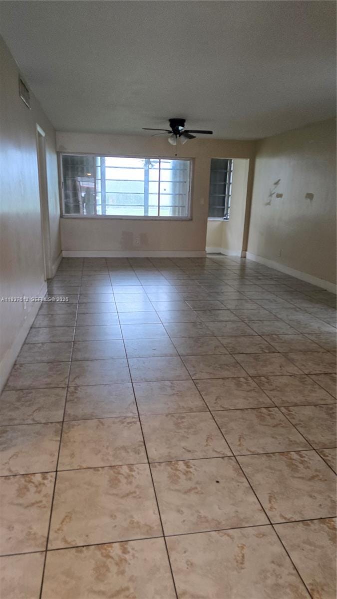 1450 NE 191st Street 106 — photo 4