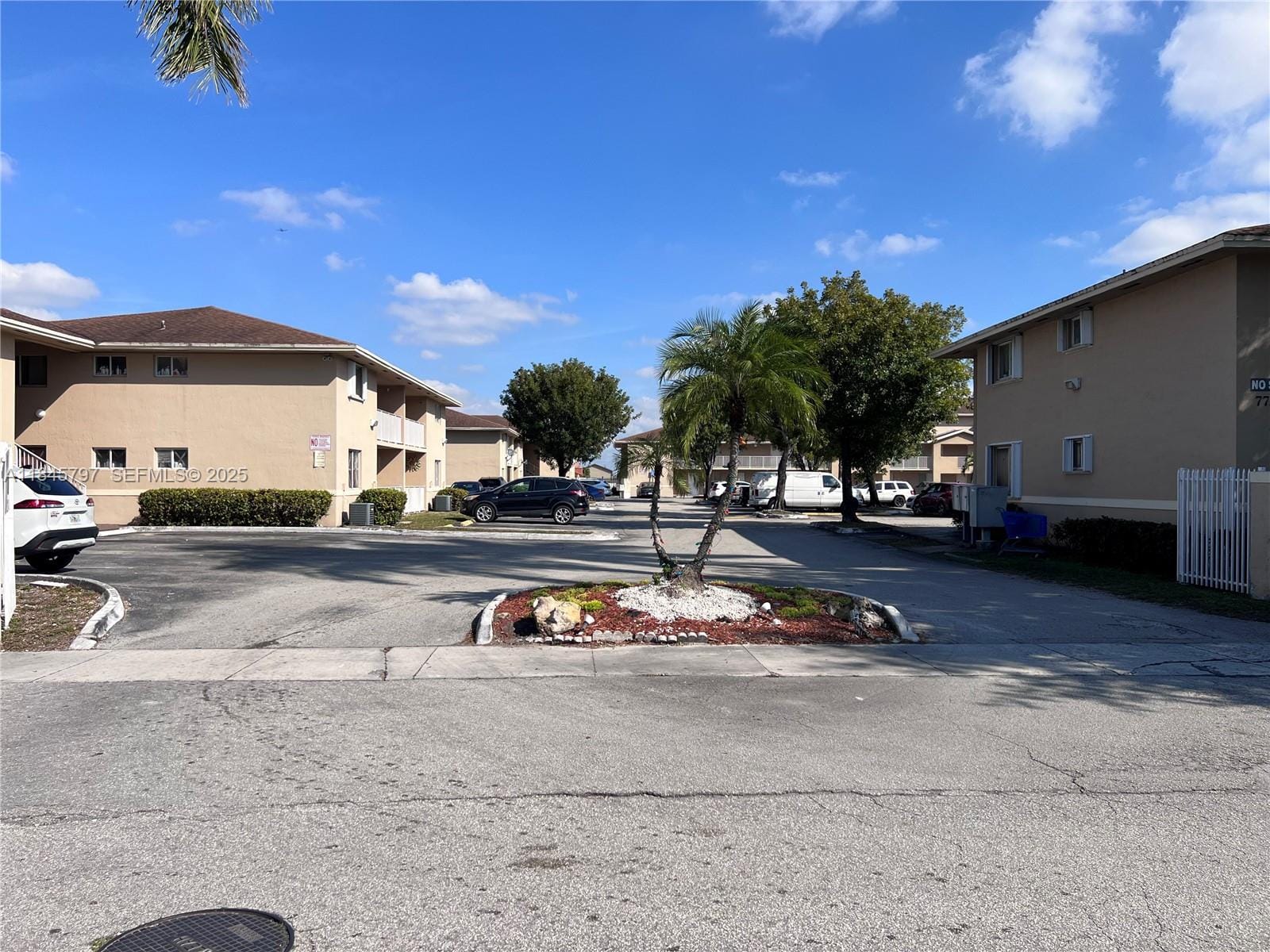 7865 W 30th Court H-206, Hialeah, FL 33018 photo 3