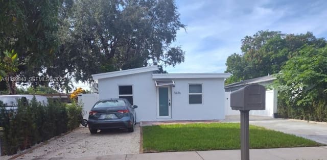 5636 Arthur Street, Hollywood Beach Heights, Hollywood, FL