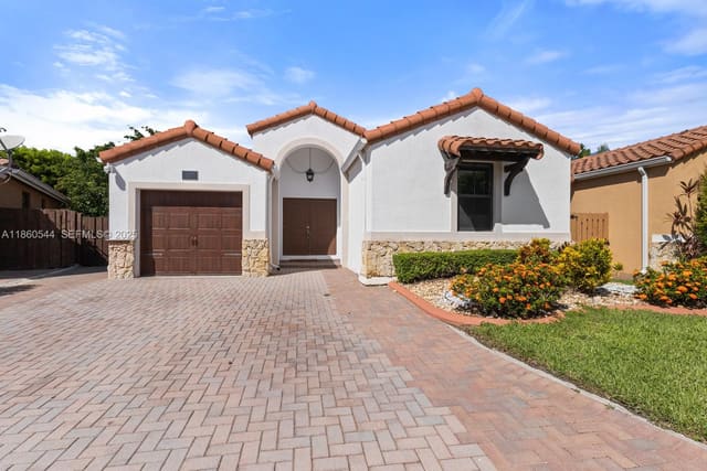 875 NW 97th Court, Miami, FL 33172
