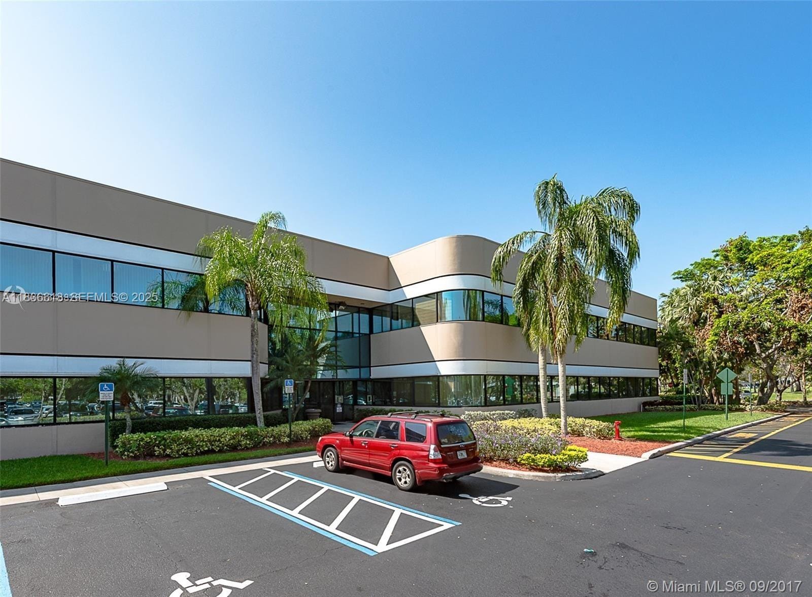440 Sawgrass Corporate Parkway 100 — photo 4